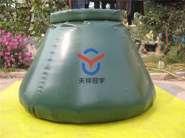 水罐、軟體水罐